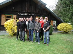 Das Gruppenfoto mit dem Gewinnerpaar des Preises durfte nicht fehlen.