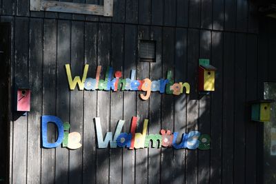 Den Waldkindergarten „Die Waldmäuse“ in Ehringshausen, seit 2018 auf dem ehemaligen Gelände des Schäferhundezuchtvereins an der Goldkiste beheimatet, ...
