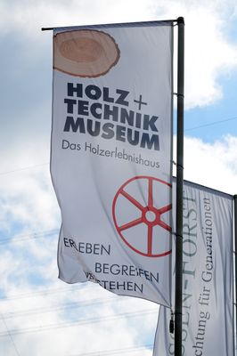 Am frühen Samstagmorgen kamen wir am Holz und Technik Museum in Wettenberg-Wißmar an.